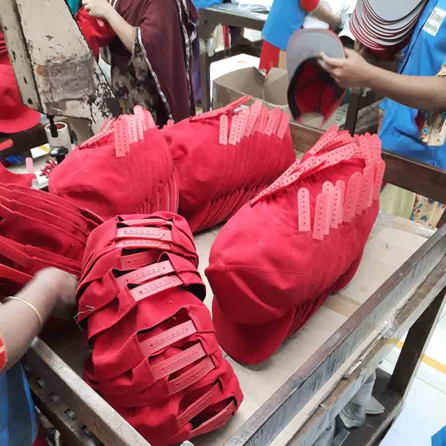 Custom Snapback Cap Manufacturer in Bangladesh